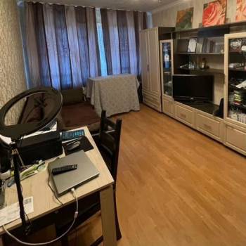 Продается 1-комнатная квартира, 36 м²