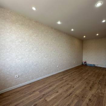 Продается 1-комнатная квартира, 39 м²