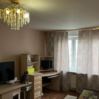 Продается 1-комнатная квартира, 37,4 м²