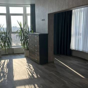 Продается 2-х комнатная квартира, 83 м²