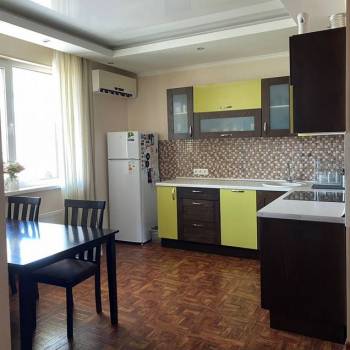 Продается 1-комнатная квартира, 45 м²
