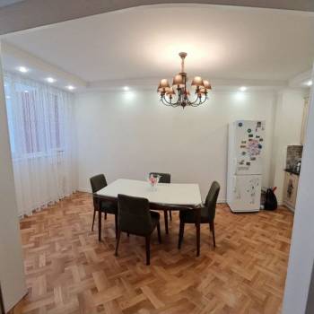 Продается 3-х комнатная квартира, 82 м²