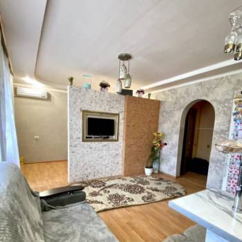 Продается 2-х комнатная квартира, 55 м²