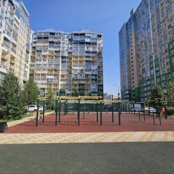 Продается 1-комнатная квартира, 35 м²