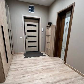 Продается 2-х комнатная квартира, 65 м²