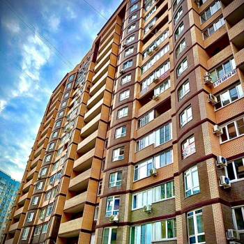 Продается 1-комнатная квартира, 47 м²