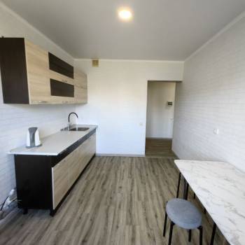 Продается 1-комнатная квартира, 33 м²