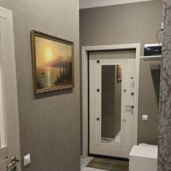 Продается 1-комнатная квартира, 42 м²