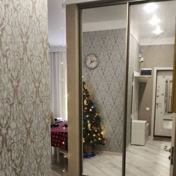 Продается 1-комнатная квартира, 42 м²