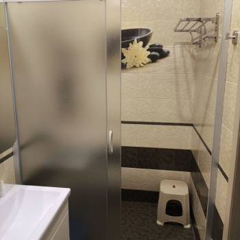 Продается 1-комнатная квартира, 42 м²