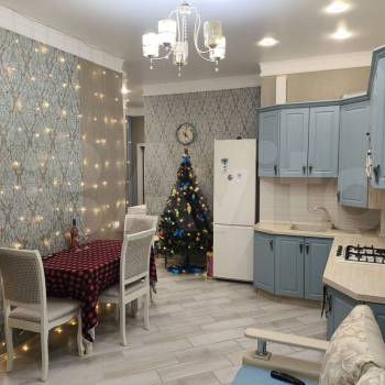 Продается 1-комнатная квартира, 42 м²