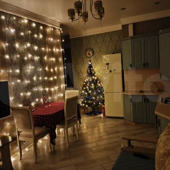 Продается 1-комнатная квартира, 42 м²