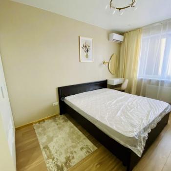 Продается 1-комнатная квартира, 43 м²