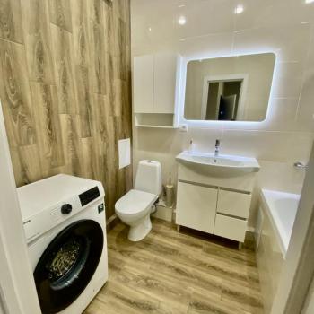 Продается 1-комнатная квартира, 43 м²