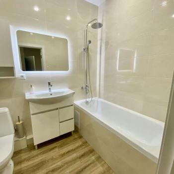 Продается 1-комнатная квартира, 43 м²