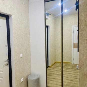 Продается 1-комнатная квартира, 43 м²