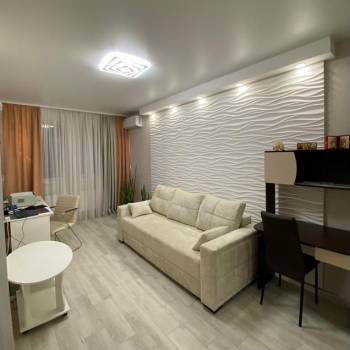 Продается 1-комнатная квартира, 44 м²