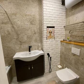 Продается 1-комнатная квартира, 44 м²