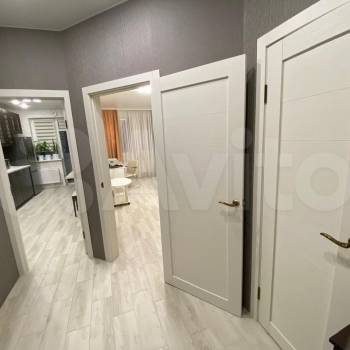 Продается 1-комнатная квартира, 44 м²