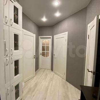 Продается 1-комнатная квартира, 44 м²