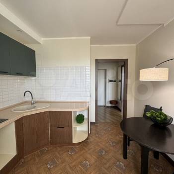 Продается 1-комнатная квартира, 32 м²