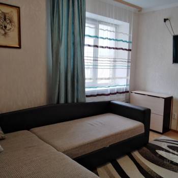 Продается 1-комнатная квартира, 37 м²