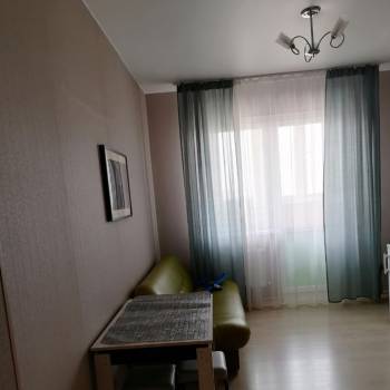 Продается 1-комнатная квартира, 49 м²