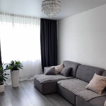 Продается 3-х комнатная квартира, 98 м²