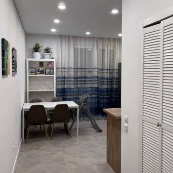 Продается 3-х комнатная квартира, 98 м²