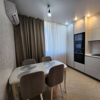 Продается 3-х комнатная квартира, 80 м²