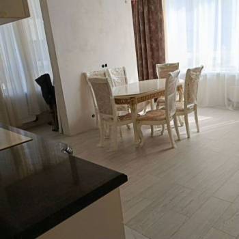 Продается Многокомнатная квартира, 84 м²