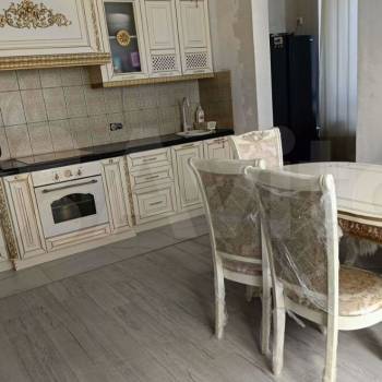 Продается Многокомнатная квартира, 84 м²