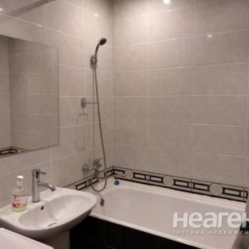 Сдается 1-комнатная квартира, 40 м²