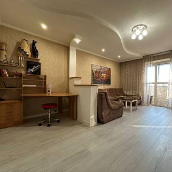 Продается 3-х комнатная квартира, 81,8 м²