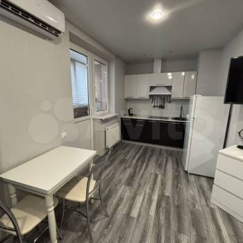 Продается 1-комнатная квартира, 24,6 м²