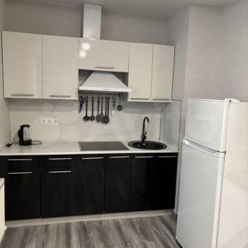 Продается 1-комнатная квартира, 24,6 м²