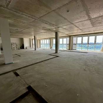 Продается Многокомнатная квартира, 236 м²