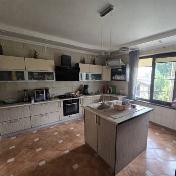 Продается Дом, 442 м²