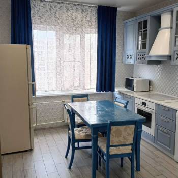 Сдается Многокомнатная квартира, 81 м²