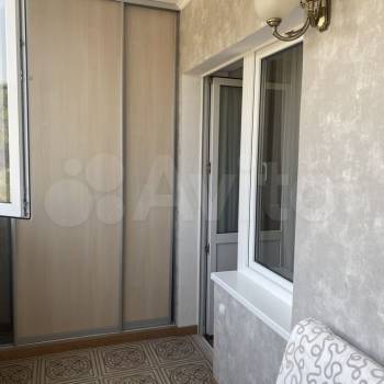 Продается 1-комнатная квартира, 57 м²