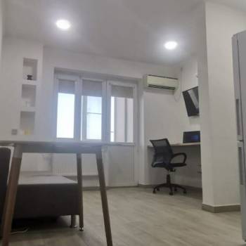 Продается 1-комнатная квартира, 27 м²