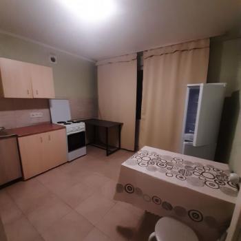 Сдается 1-комнатная квартира, 40 м²
