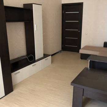 Продается 1-комнатная квартира, 54 м²