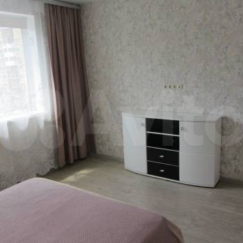 Продается 2-х комнатная квартира, 79 м²