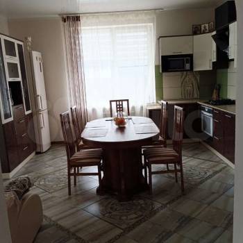 Продается Дом, 272 м²