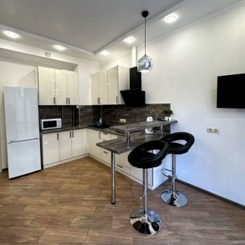 Продается 1-комнатная квартира, 48,3 м²