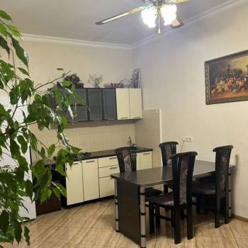 Сдается 2-х комнатная квартира, 65 м²