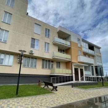 Продается 1-комнатная квартира, 65 м²