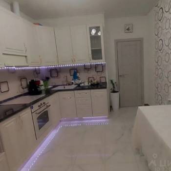 Продается 1-комнатная квартира, 48 м²