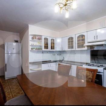 Продается Многокомнатная квартира, 106,5 м²